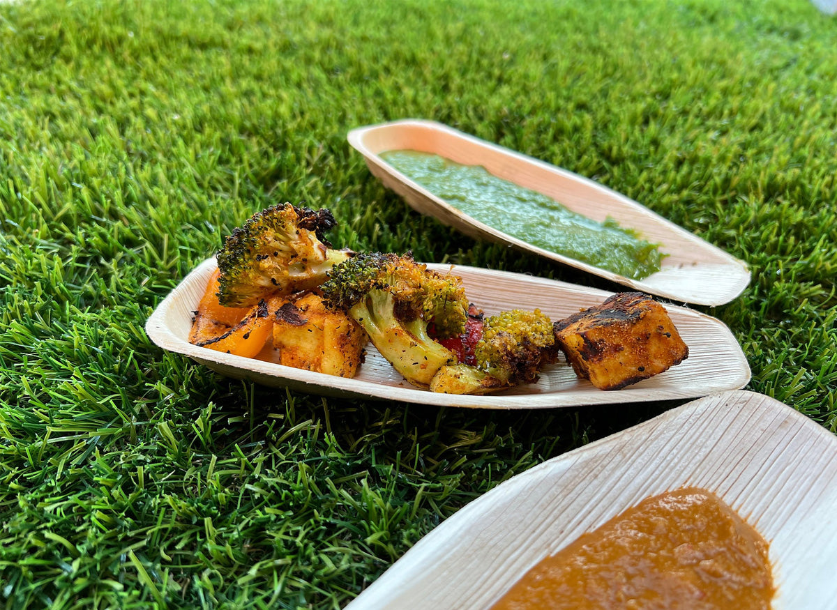 7" Boat Dish (Small, Palm Leaf)