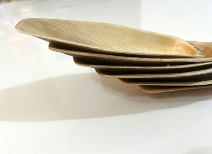 7" Boat Dish (Small, Palm Leaf)